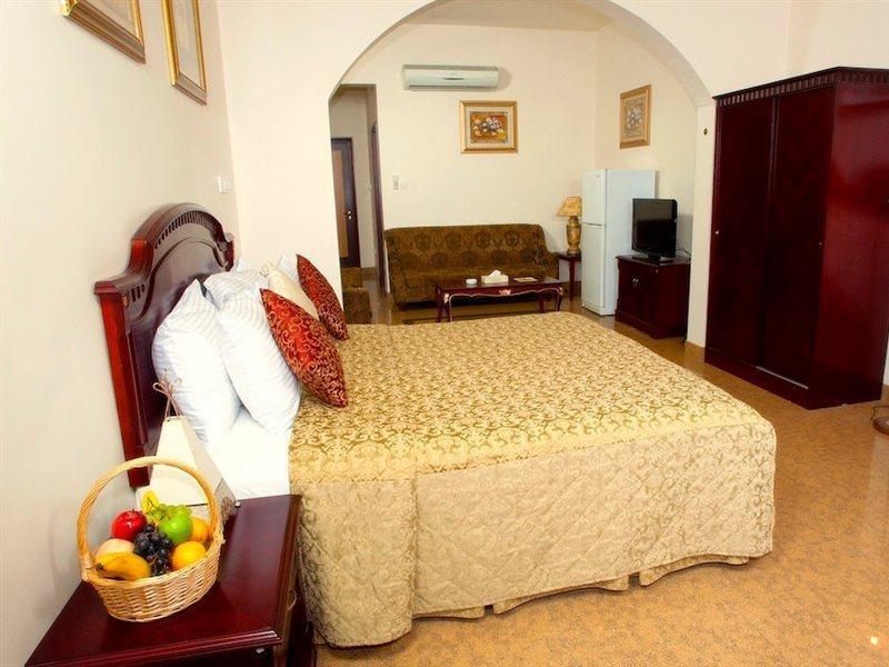 سفير الدولى مسقط